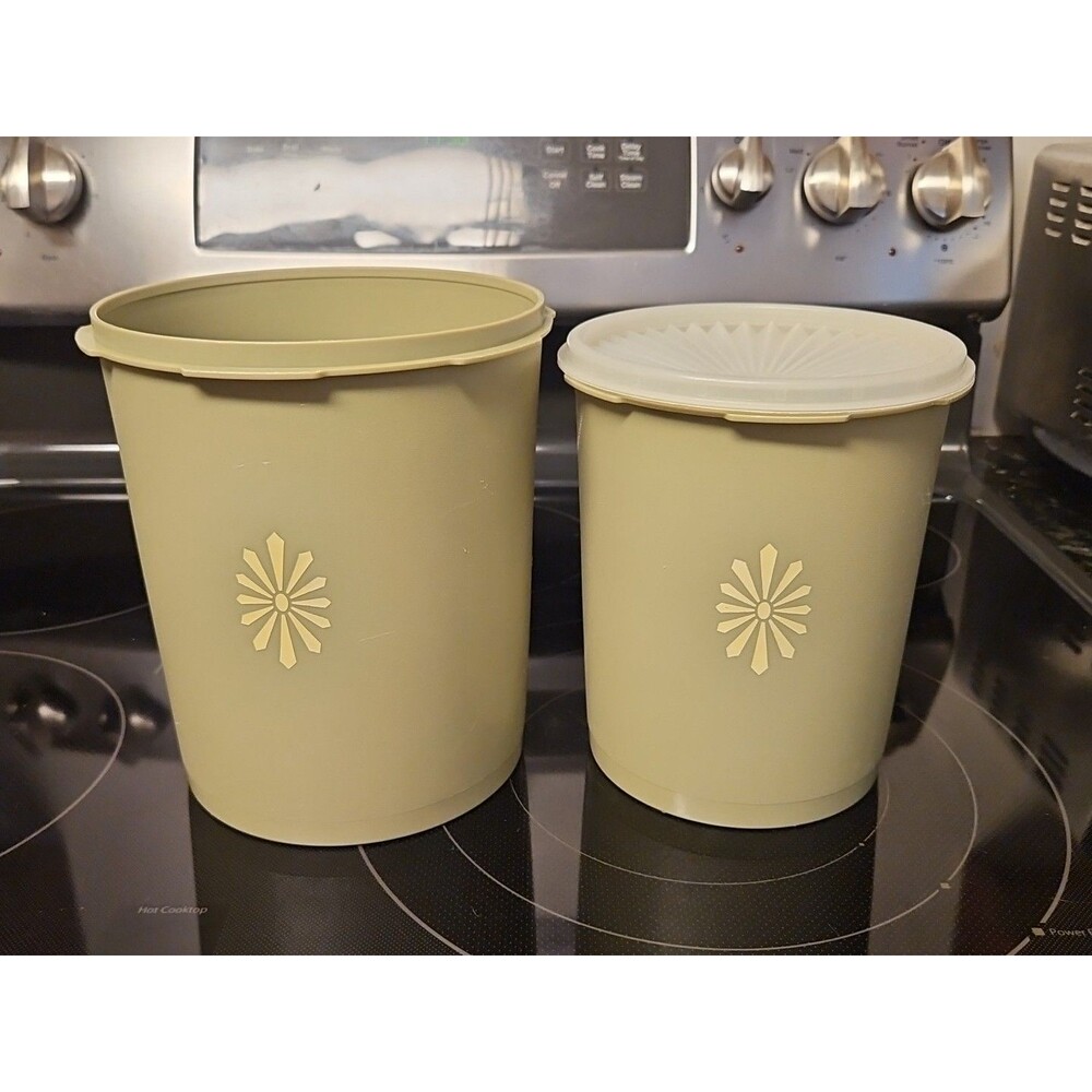 Set Of 2 Vintage Tupperware Olive Canisters #807 & #809 W/ 1 Sheer Lid #810